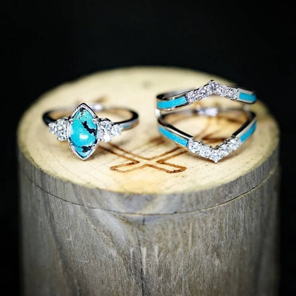 Geometric Ring Set
