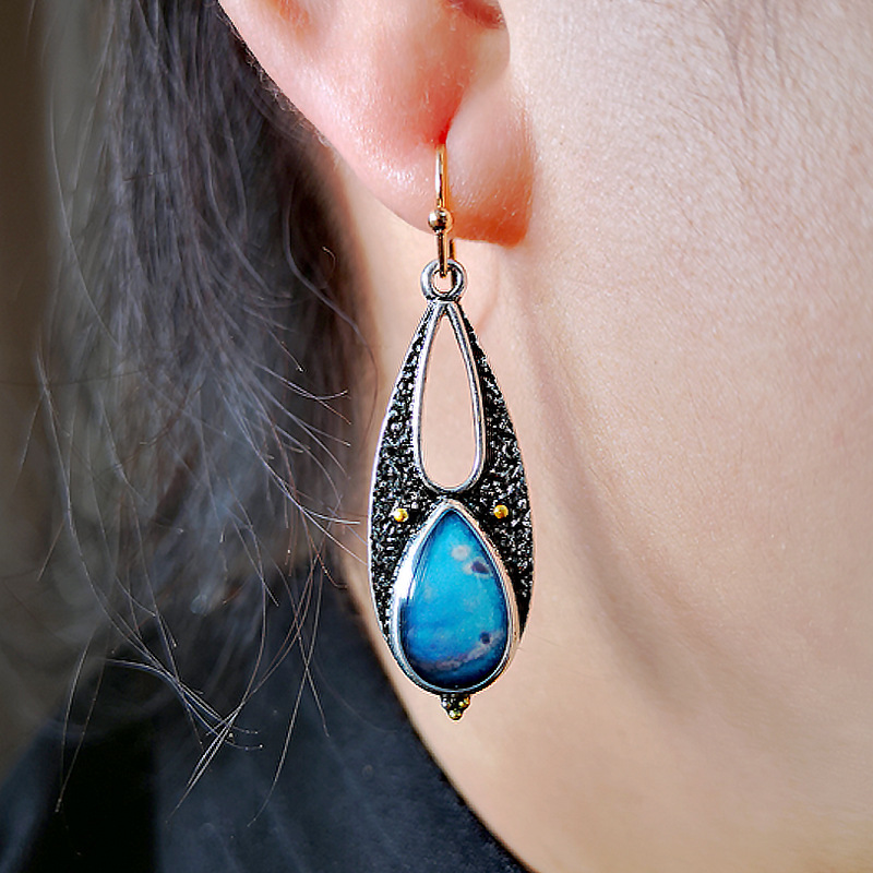 Model wearing Vintage Tear Drop Earrings
