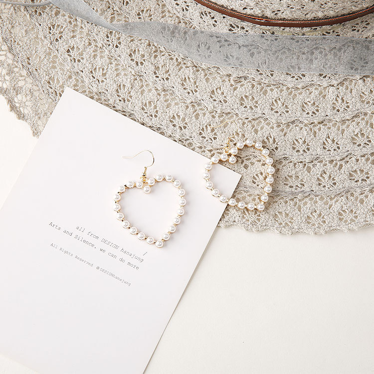 Cute peach heart pierced pearl earrings
