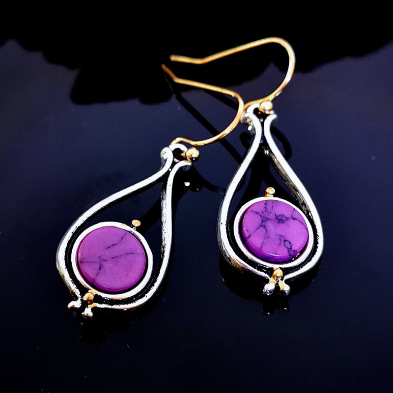 Earrings Image 4