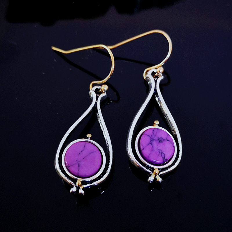 Earrings Image 5