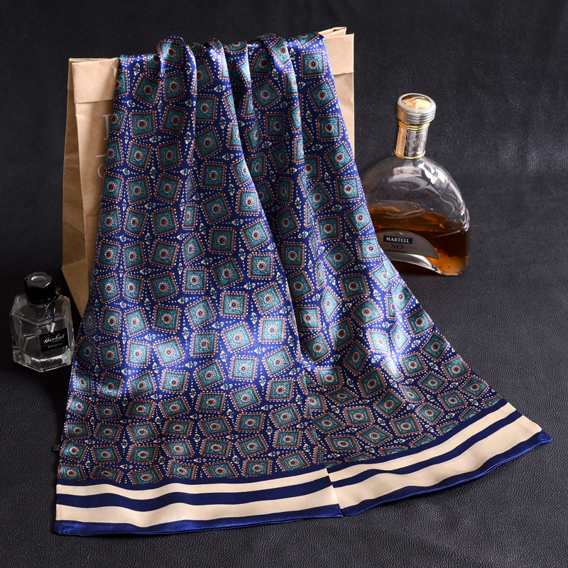 缁呭+椋庡害 钃濊壊 (1)