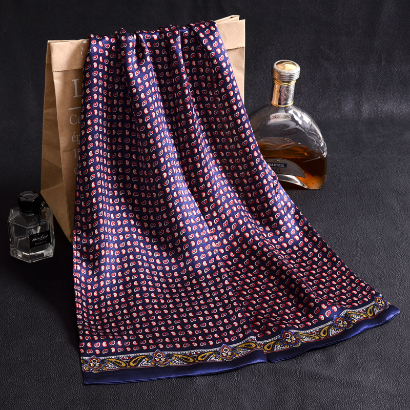 缁呭+鑵版灉 钘忛潚 (2)