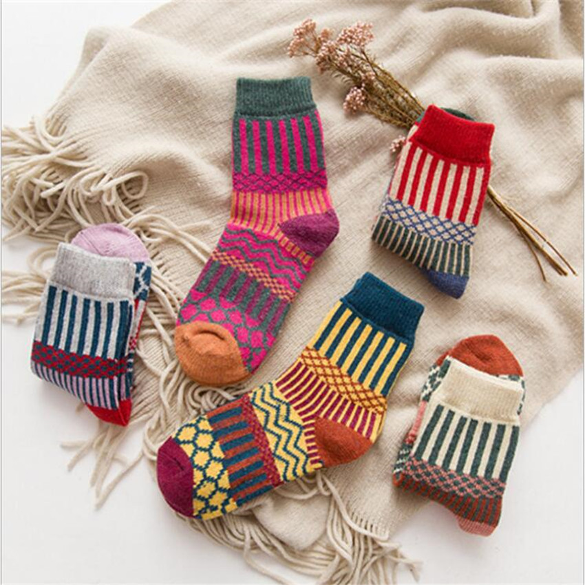 Ethnic wind cashmere socks in khaki
