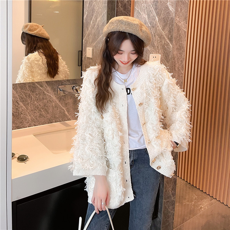 Cardigan Image 3