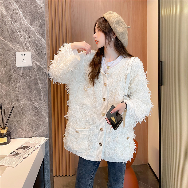 Cardigan Image 8