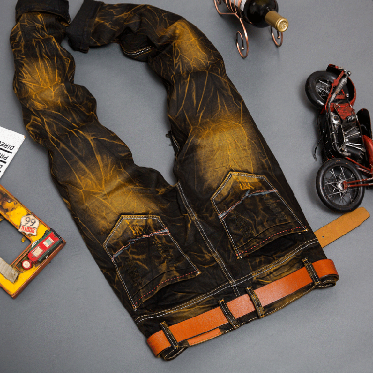 Ripped Jeans Image 4