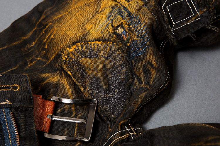 Ripped Jeans Image 12