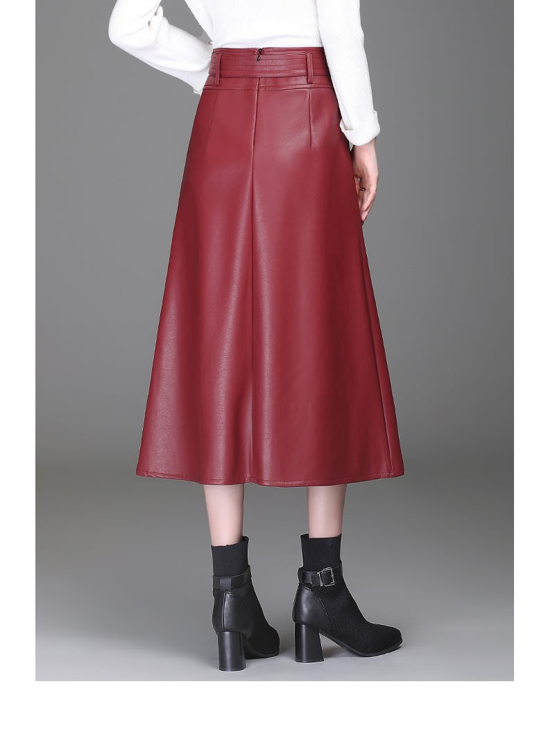 Fashionable Outfit with High-waist Skirt