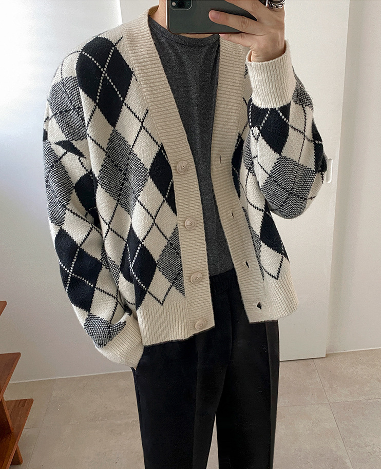Classic Diamond Sweater - Image 15