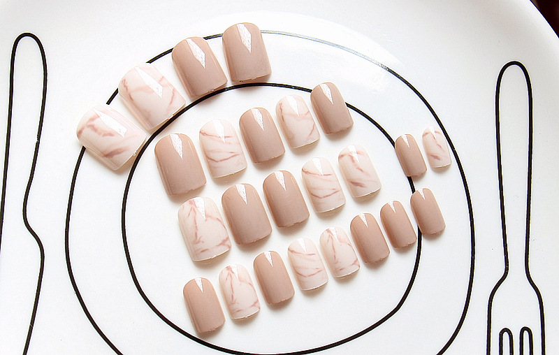 Light Khaki False Nails