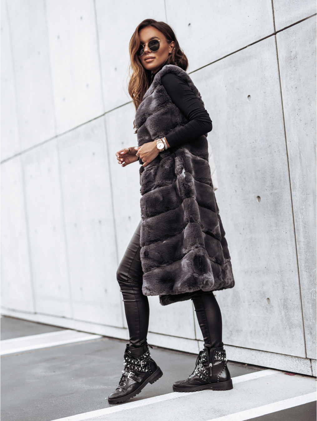 Long Round Neck Fur Vest Jacket 1