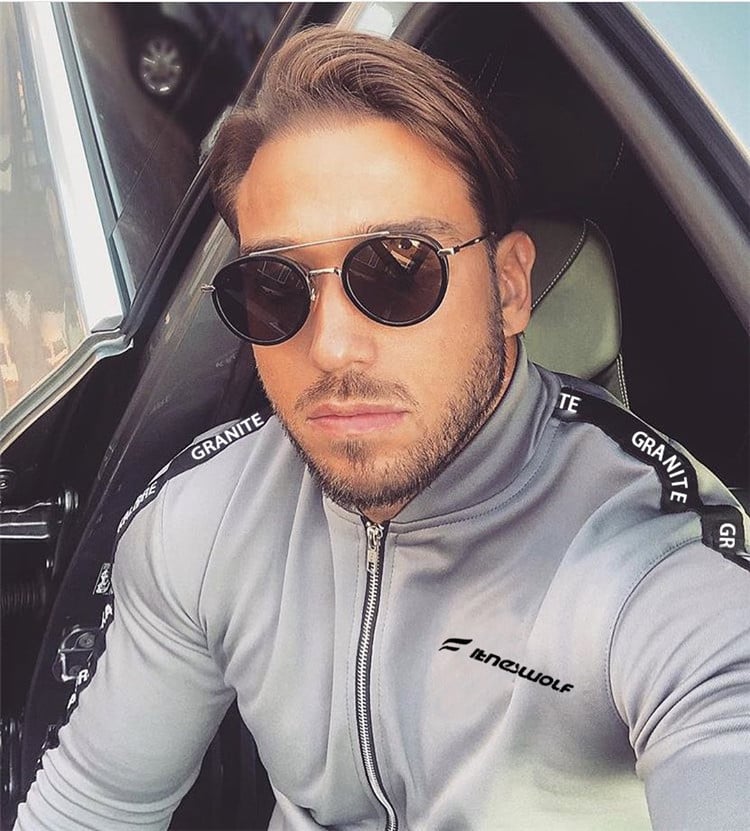 Sportswear Suit Image 3