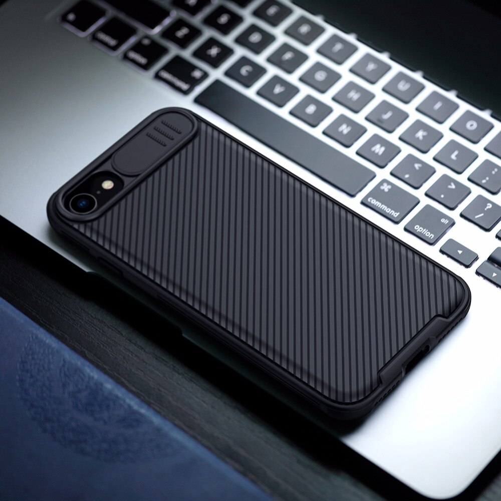 Anti-fall mobile phone protective shell