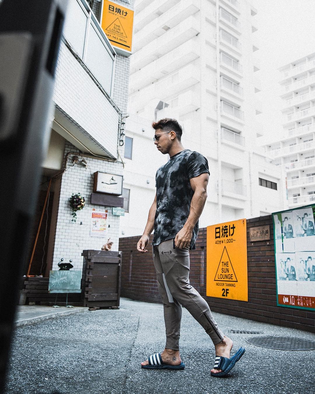 Fitness Trousers Image 10