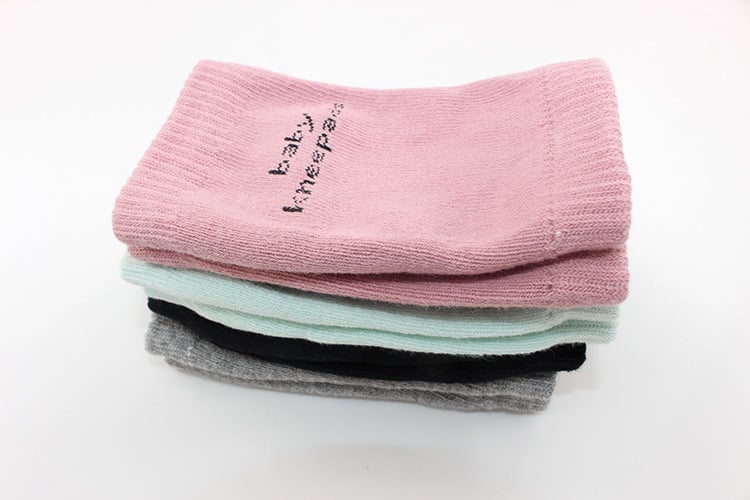 Baby Crawling Socks 3