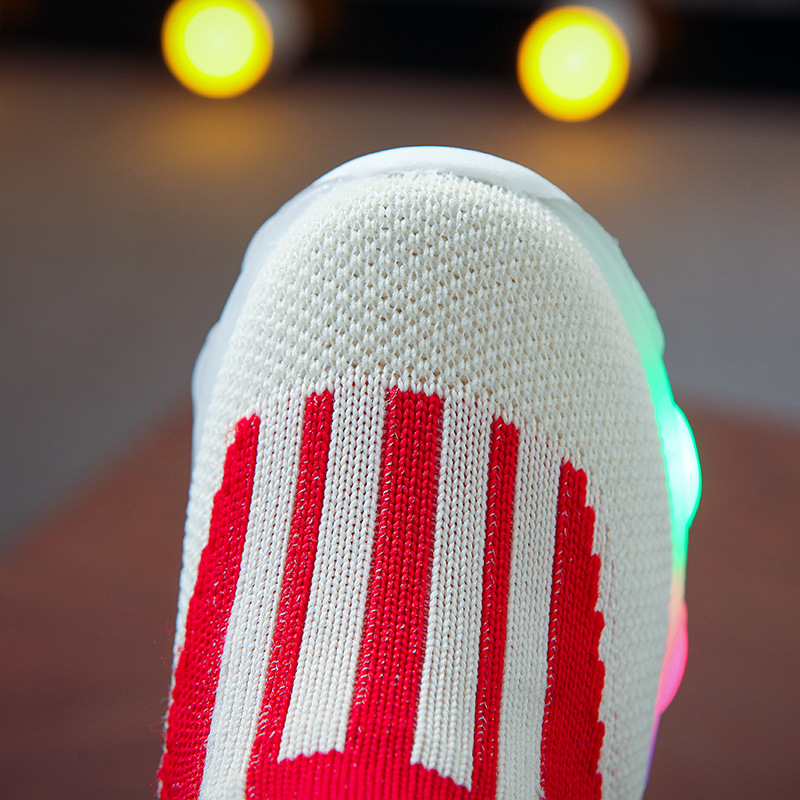 Children's LED light breathable sneakers image 5