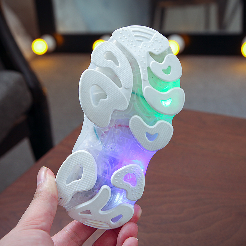 Children's LED light breathable sneakers image 7