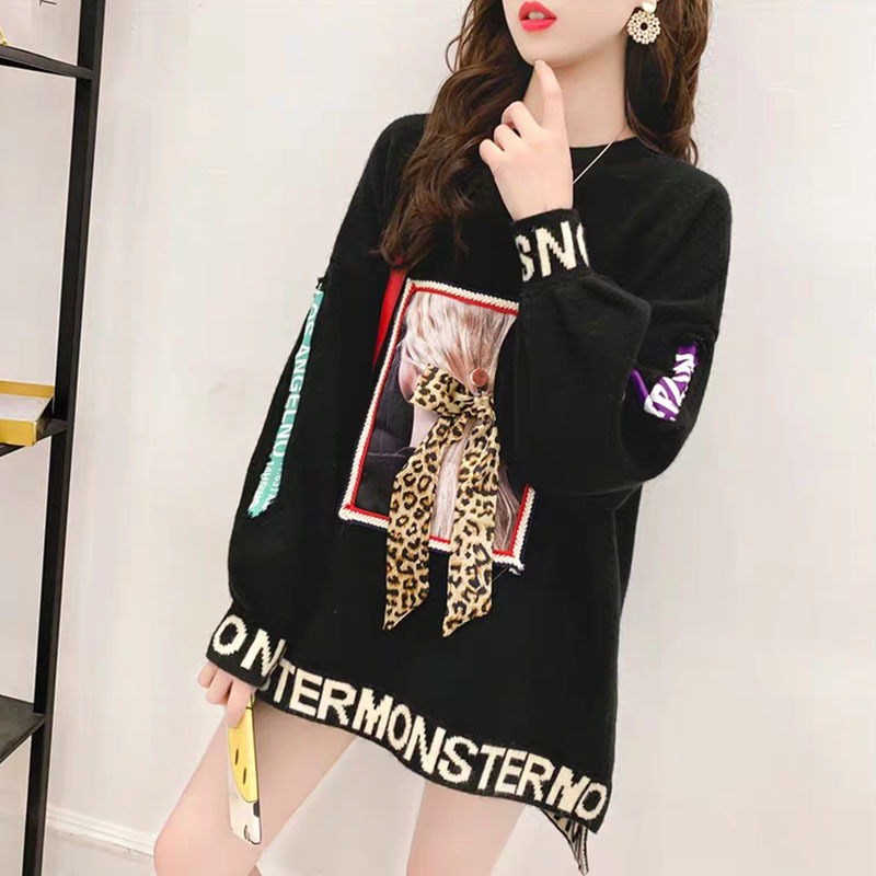 Sweater Image 4