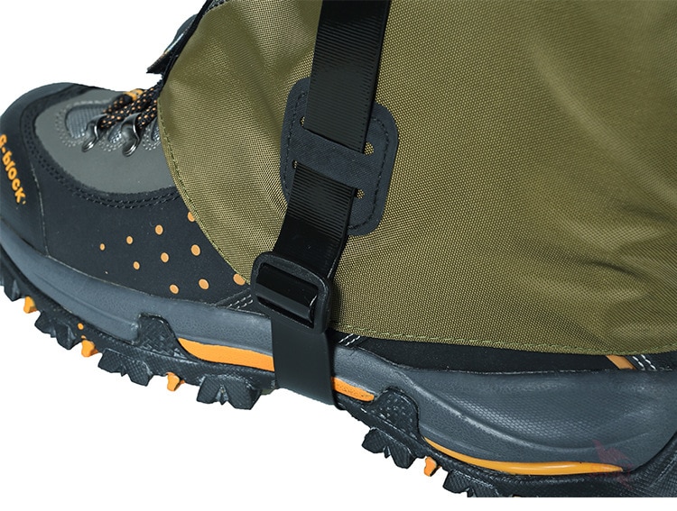 Snow Cover Gaiters - Wearing Demonstration