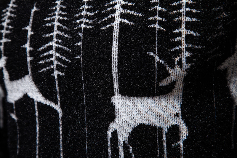 Men's Christmas Sweater Festive Look