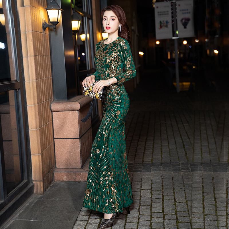 Women's Fashion Dress Image 3