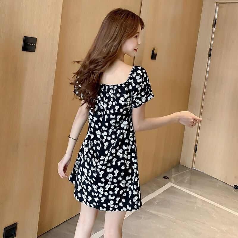 Slim-fit Off-shoulder Floral Dress Image 5