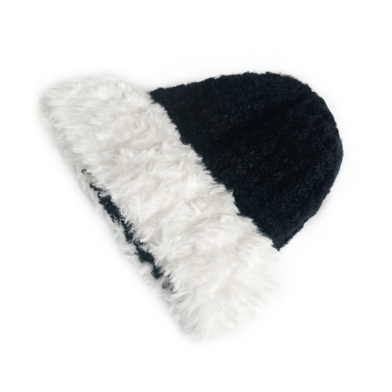 Women's Knitted Fashion Hat Image 6