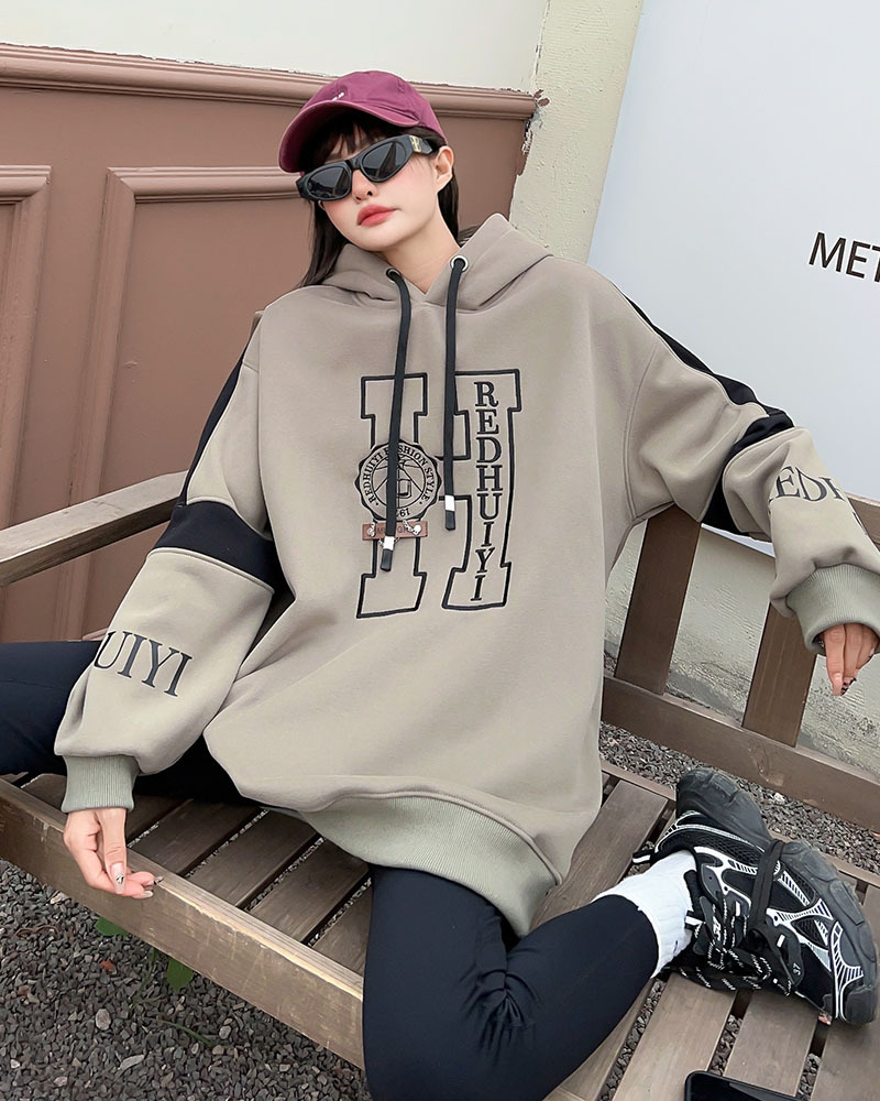 Women's Sweatshirt Image 5