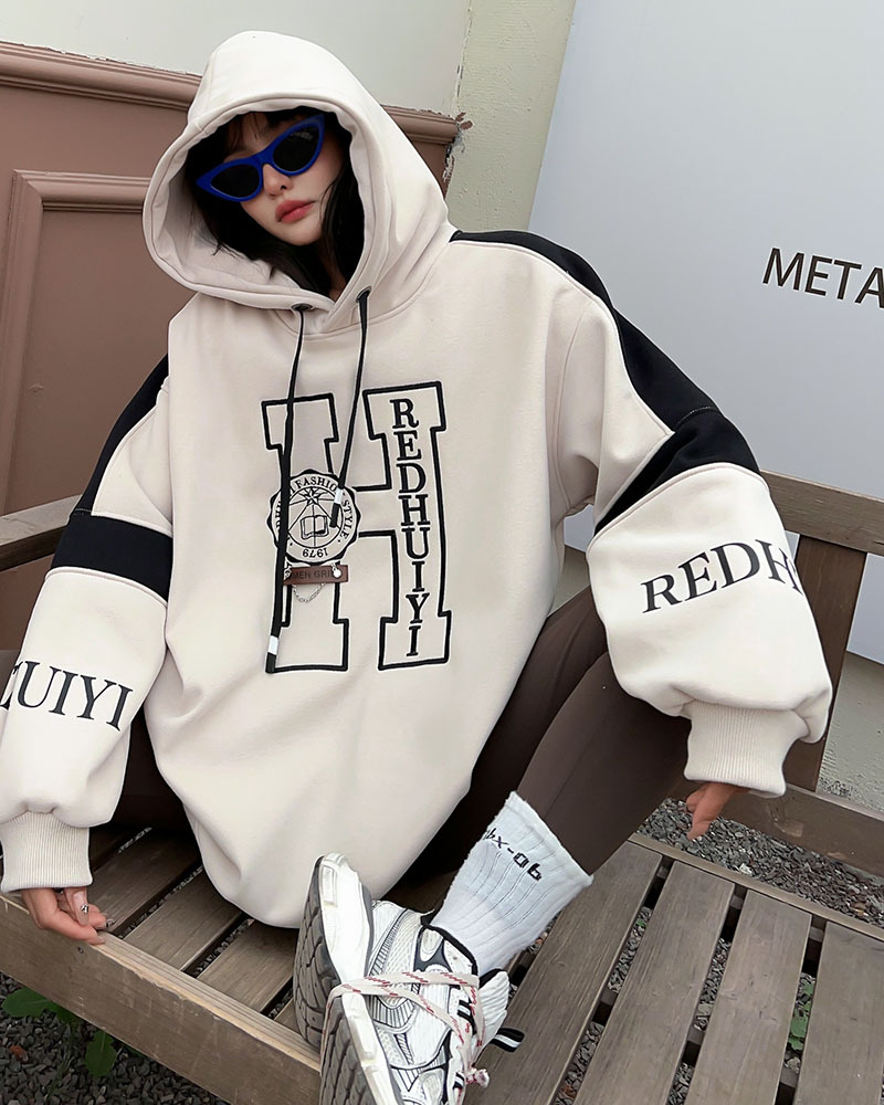 Women's Sweatshirt Image 11