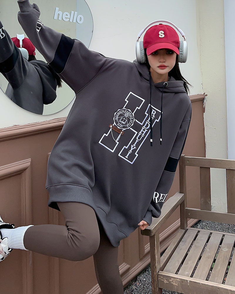 Women's Sweatshirt Image 14