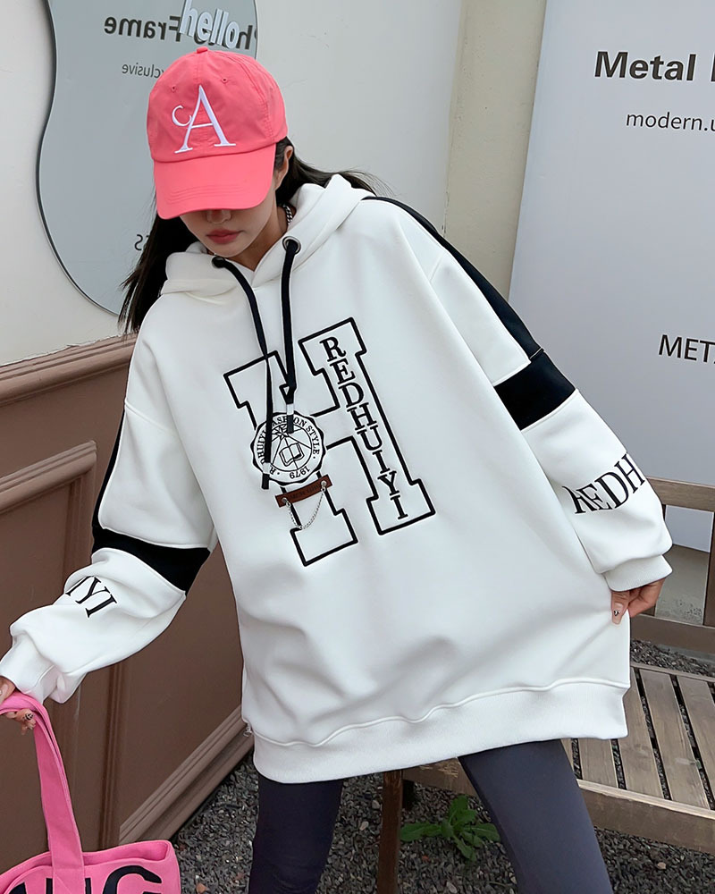 Women's Sweatshirt Image 19