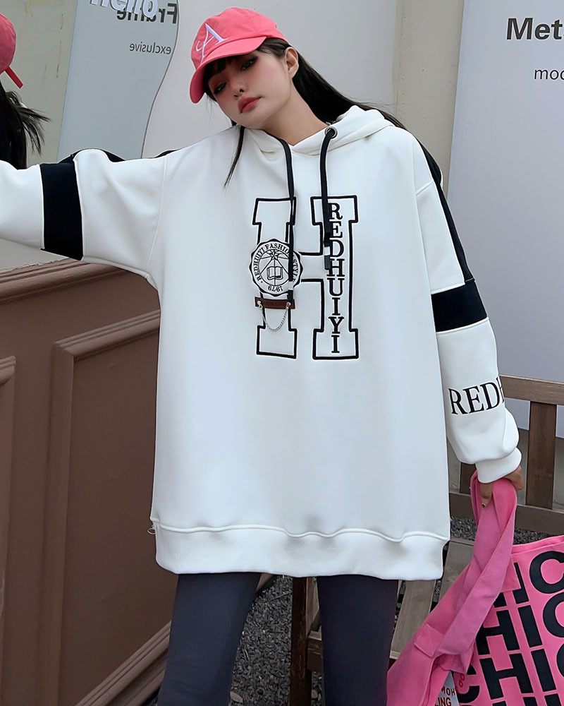 Women's Sweatshirt Image 20