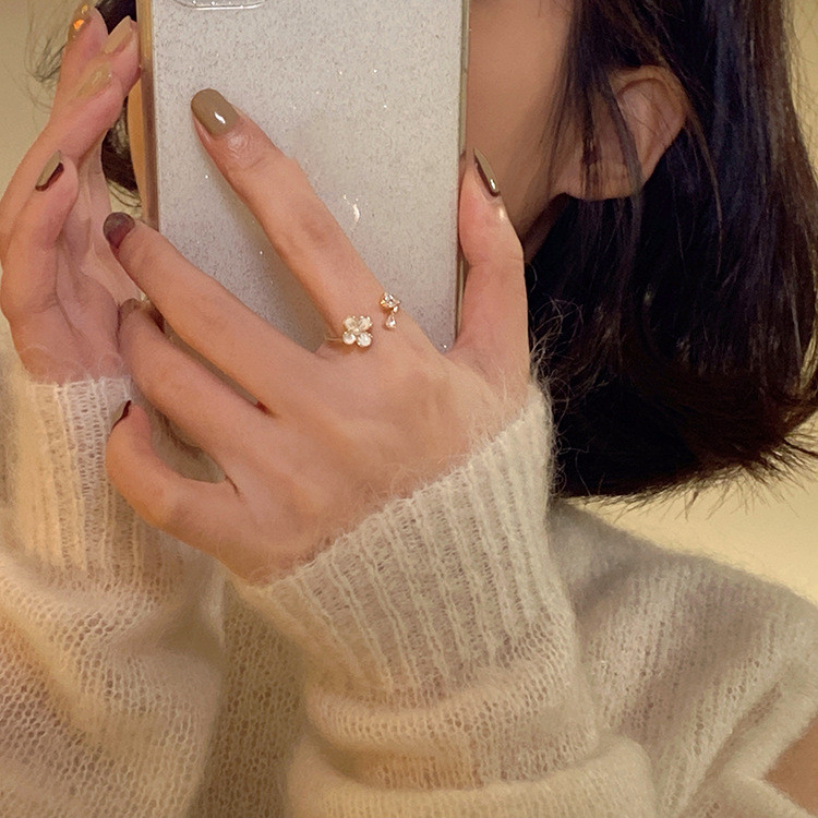 Women's Pearl Zircon Ring 2