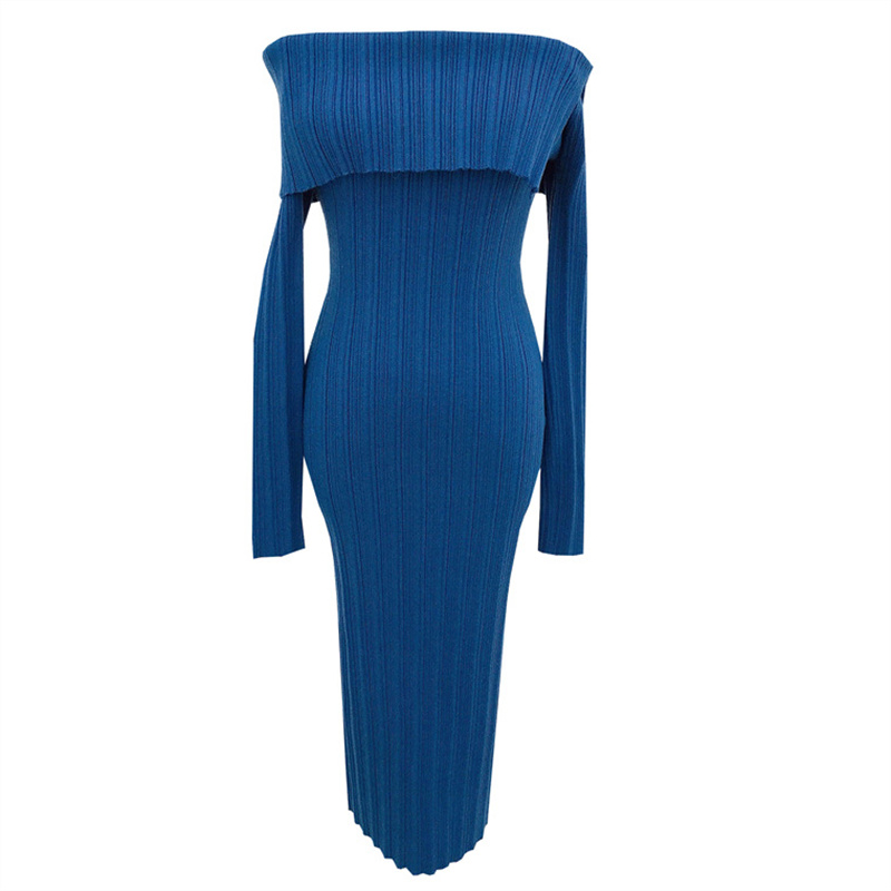 Pure Desire Christmas Dress - Image 5