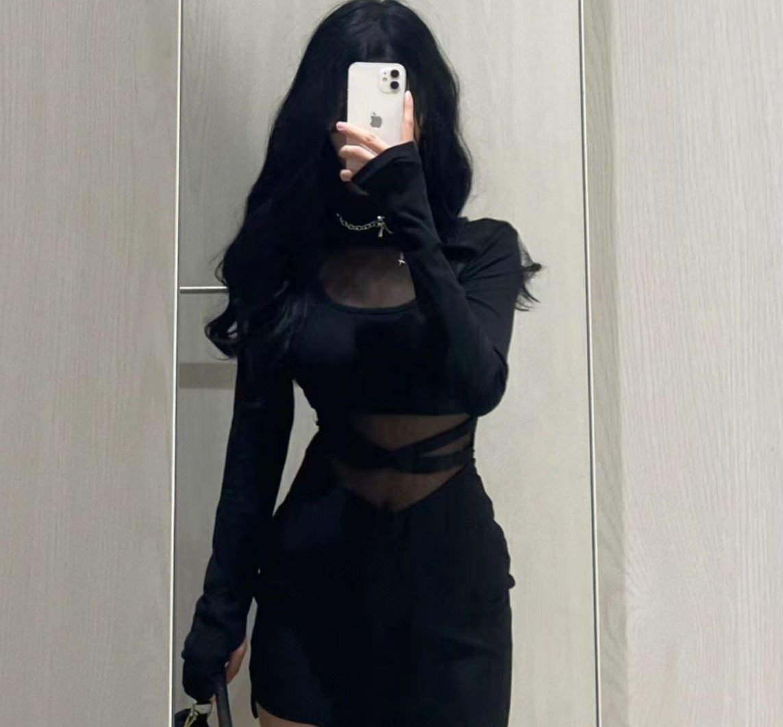 Women's Wind Black Fishbone Long Sleeve Dress Image 1