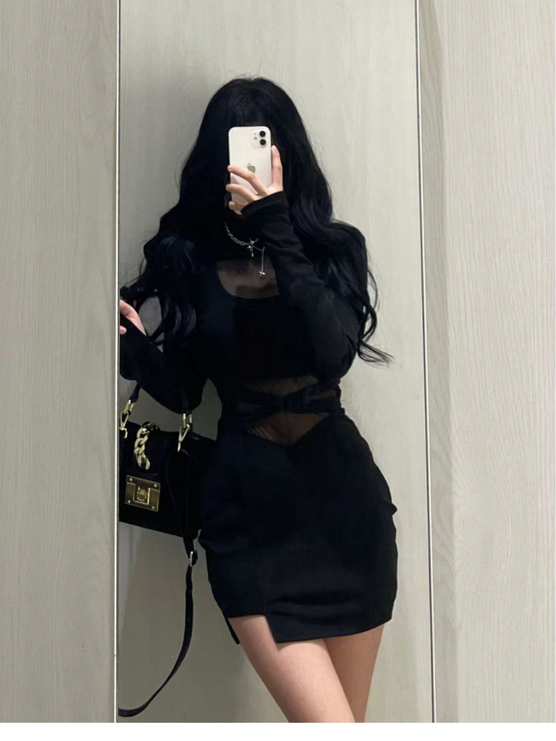 Women's Wind Black Fishbone Long Sleeve Dress Image 4