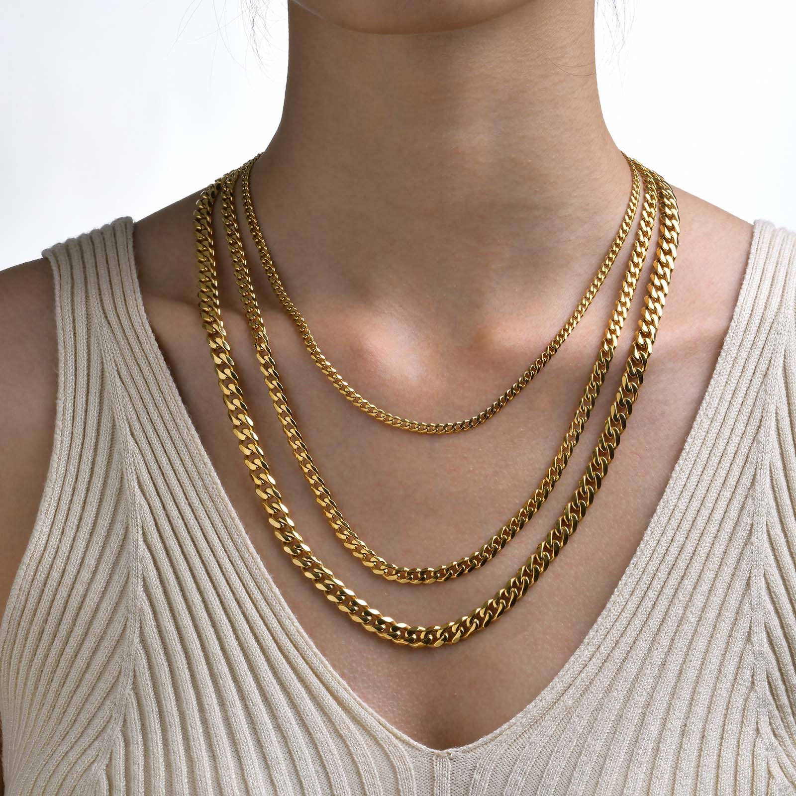 Cuban Link Chain Necklace Image 3