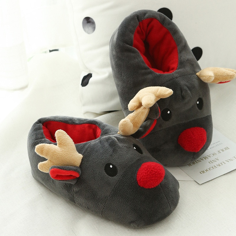 Soft velvet slippers