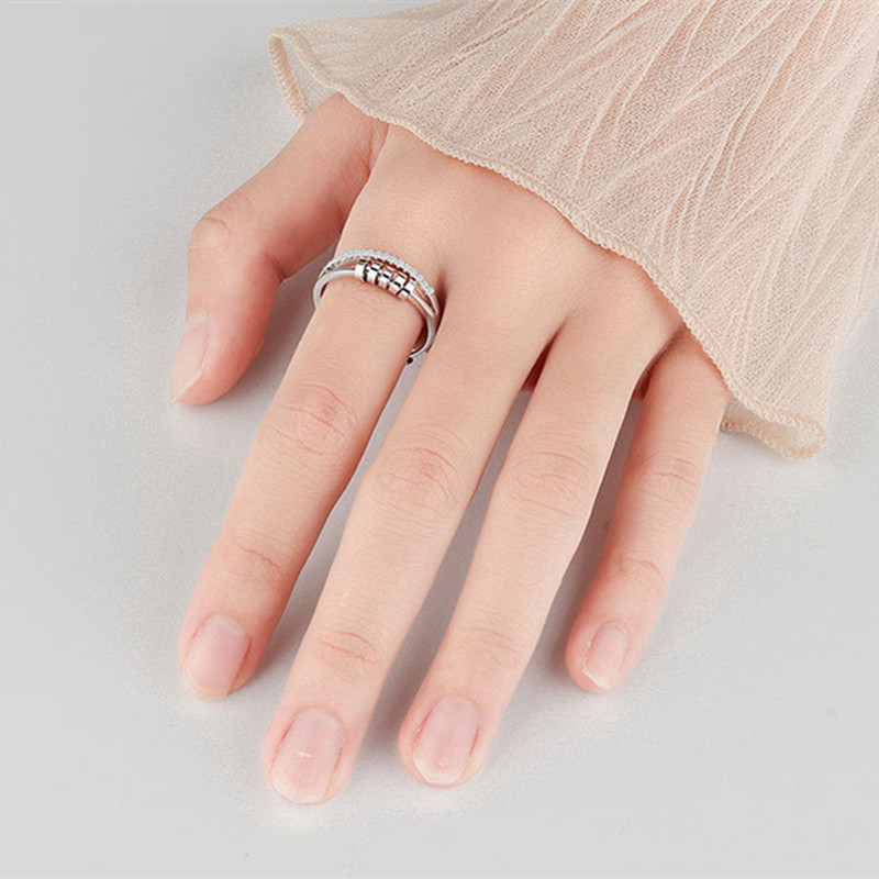 Simple Polka Dot Beaded Decompression Ring Image 5