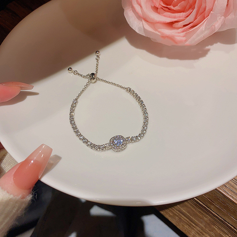 Exquisite Full Rhinestone Zircon Bracelet Image 3