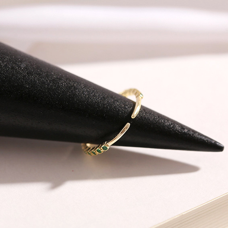 Single Row Diamond Plated 14K Gold Ring Image 2