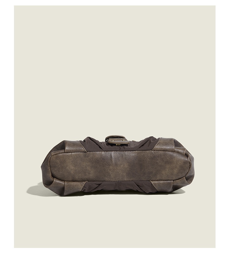 Retro New One-shoulder Portable Rivet Baguette Bag Image 2
