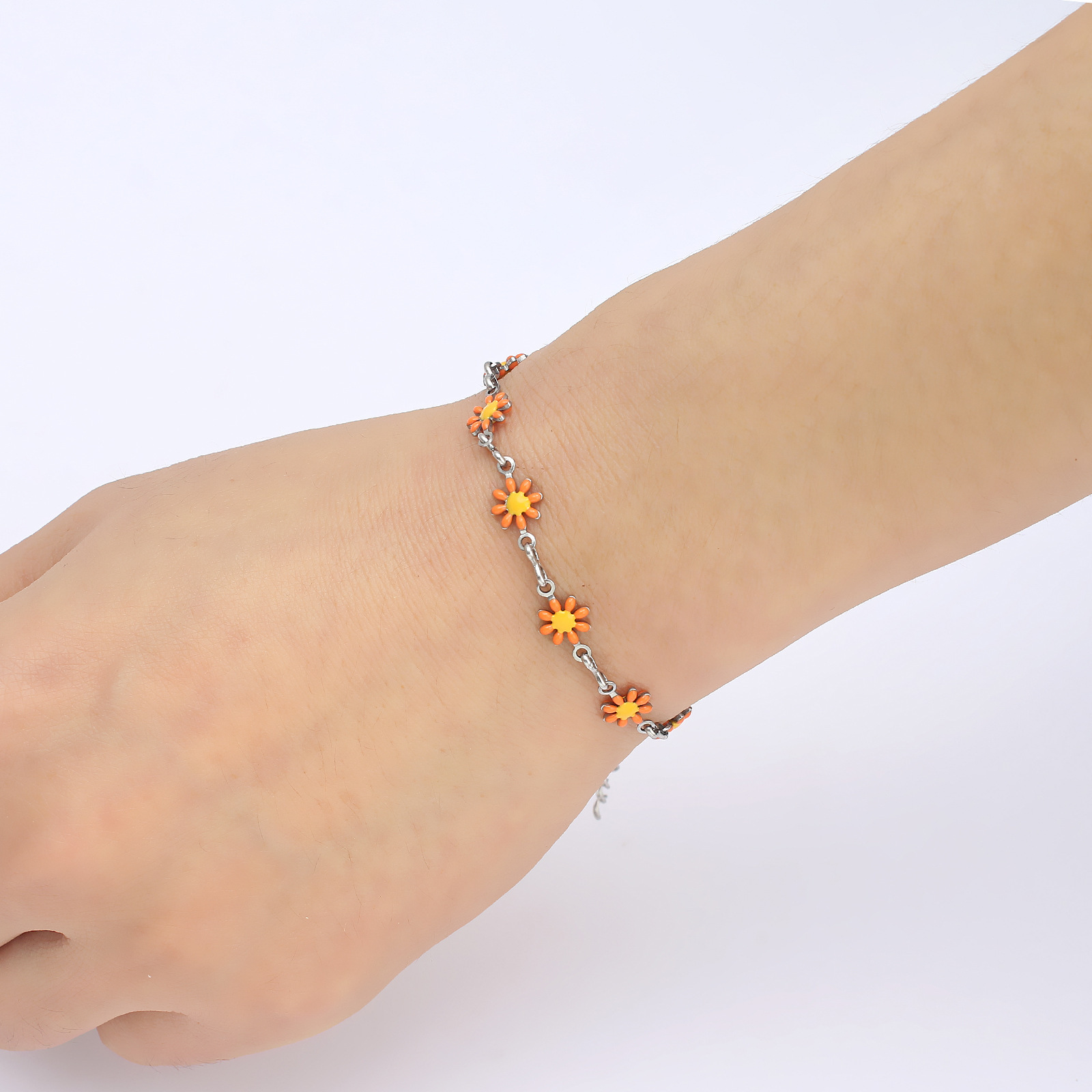 Little Bracelet New Flower - Close-up 1