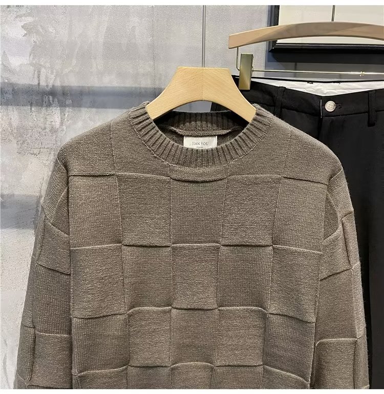 Men's Round Neck Sweater - Image 8