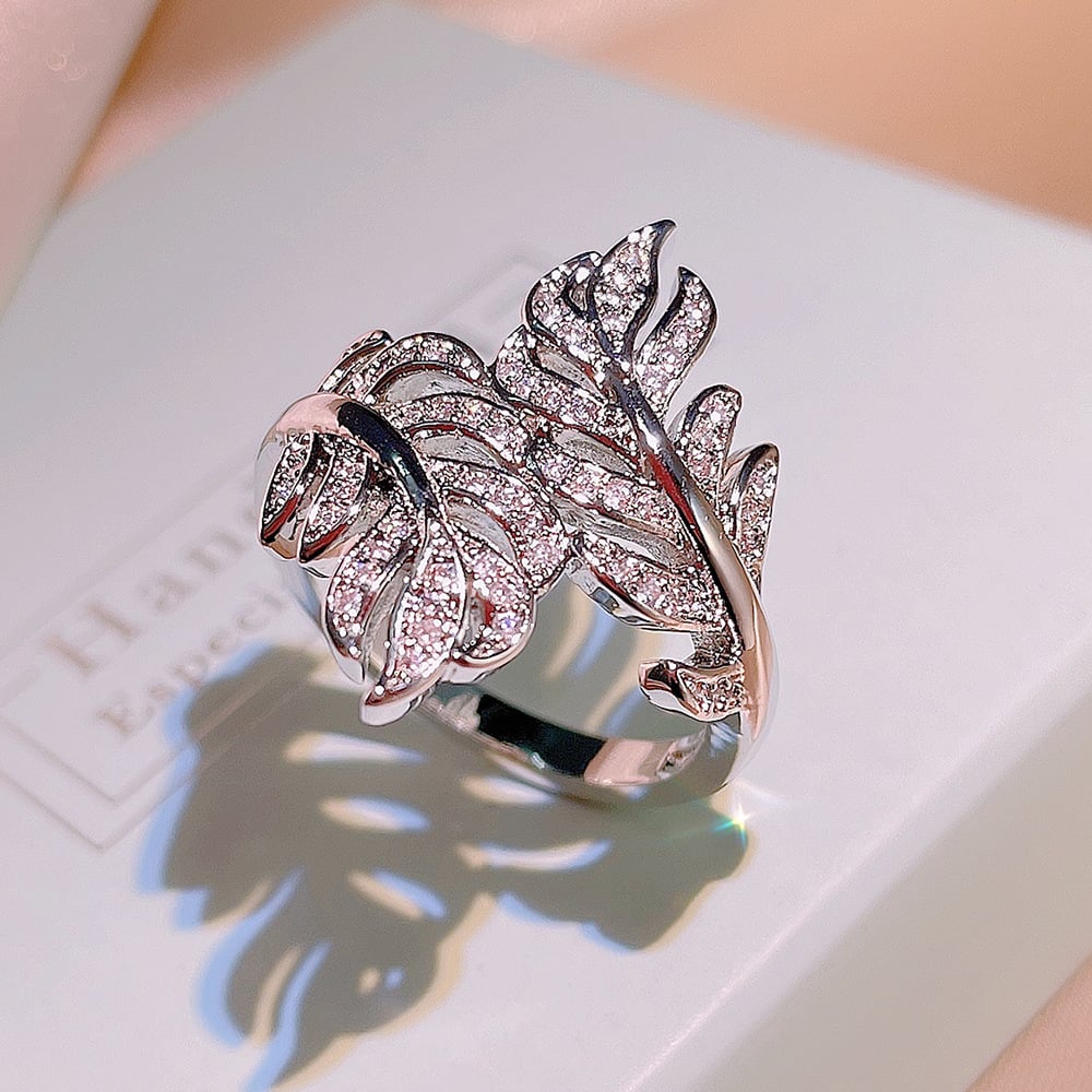 Zircon Ornament Ring Image 4