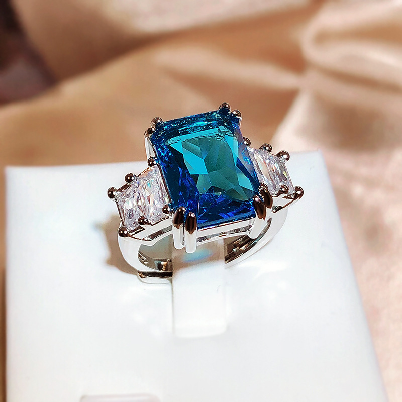 Overturn Stone Inlay Powder Rhinestone Ring Fashion