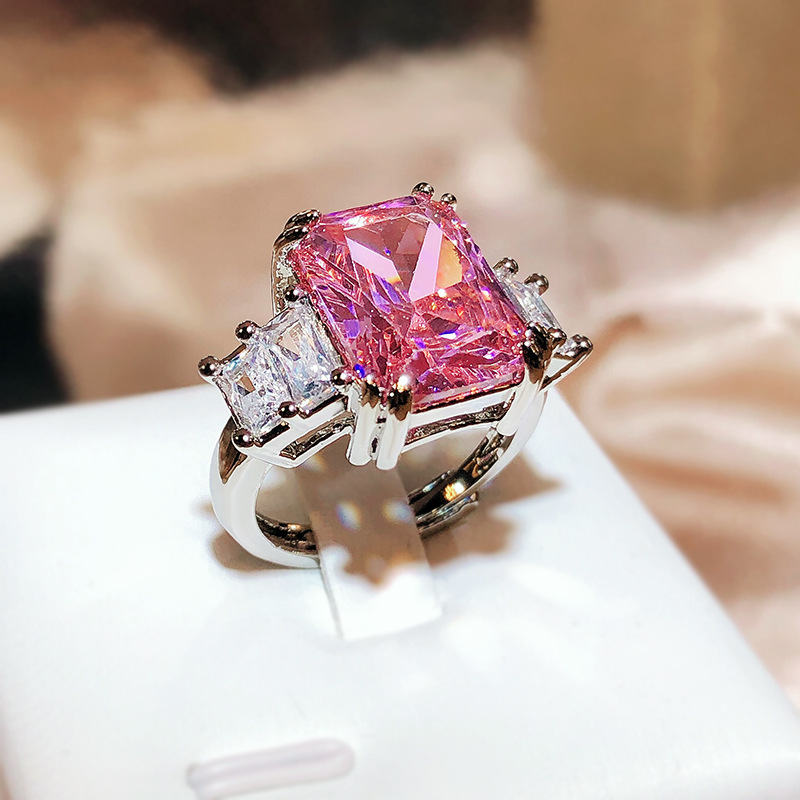 Overturn Stone Inlay Powder Rhinestone Ring Gift