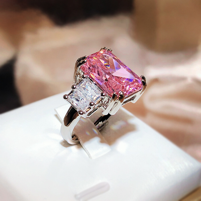 Overturn Stone Inlay Powder Rhinestone Ring Display