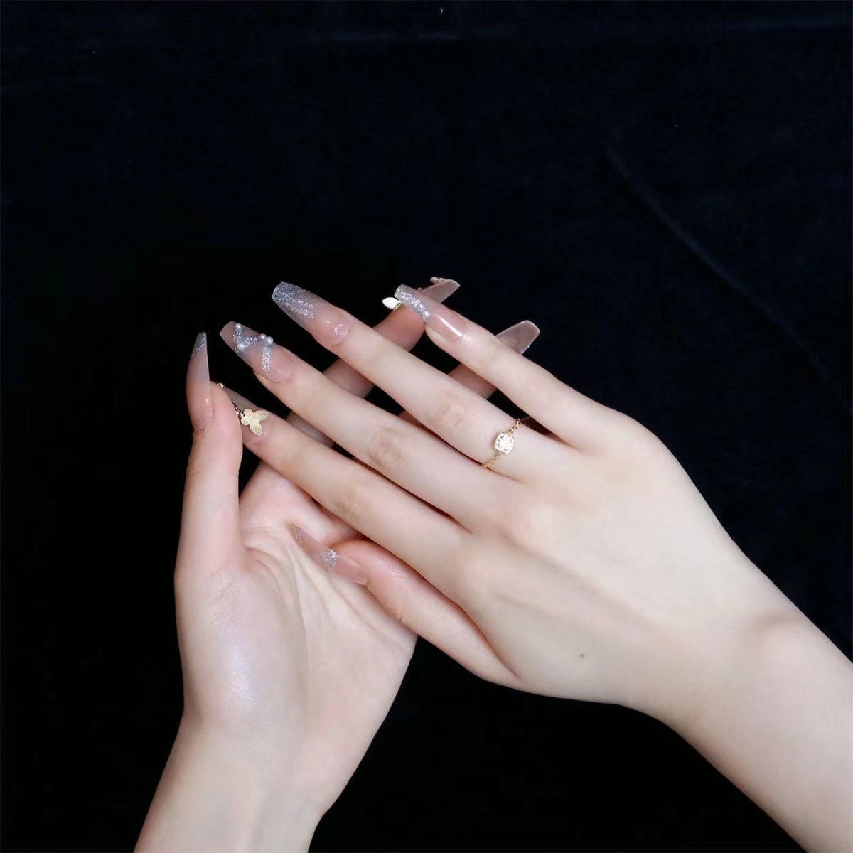 Women's Fashion Simple Small Yellow Diamond Soft Chain Ring Image 4